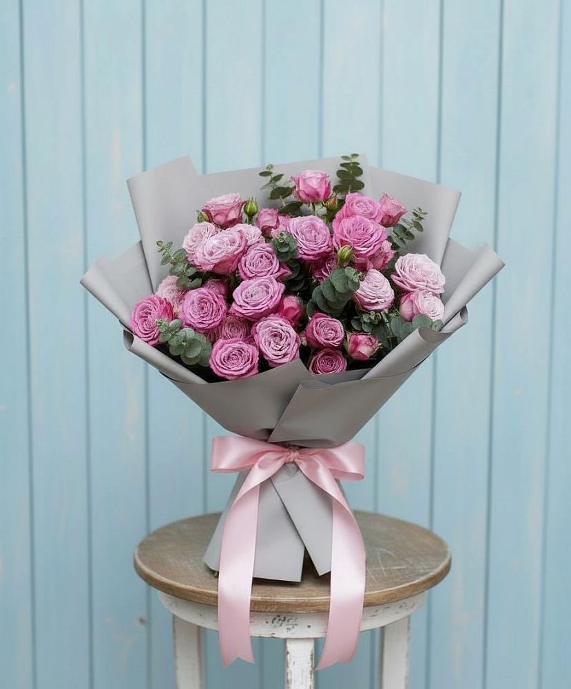 Букет цветов из: Розы в Прогресс