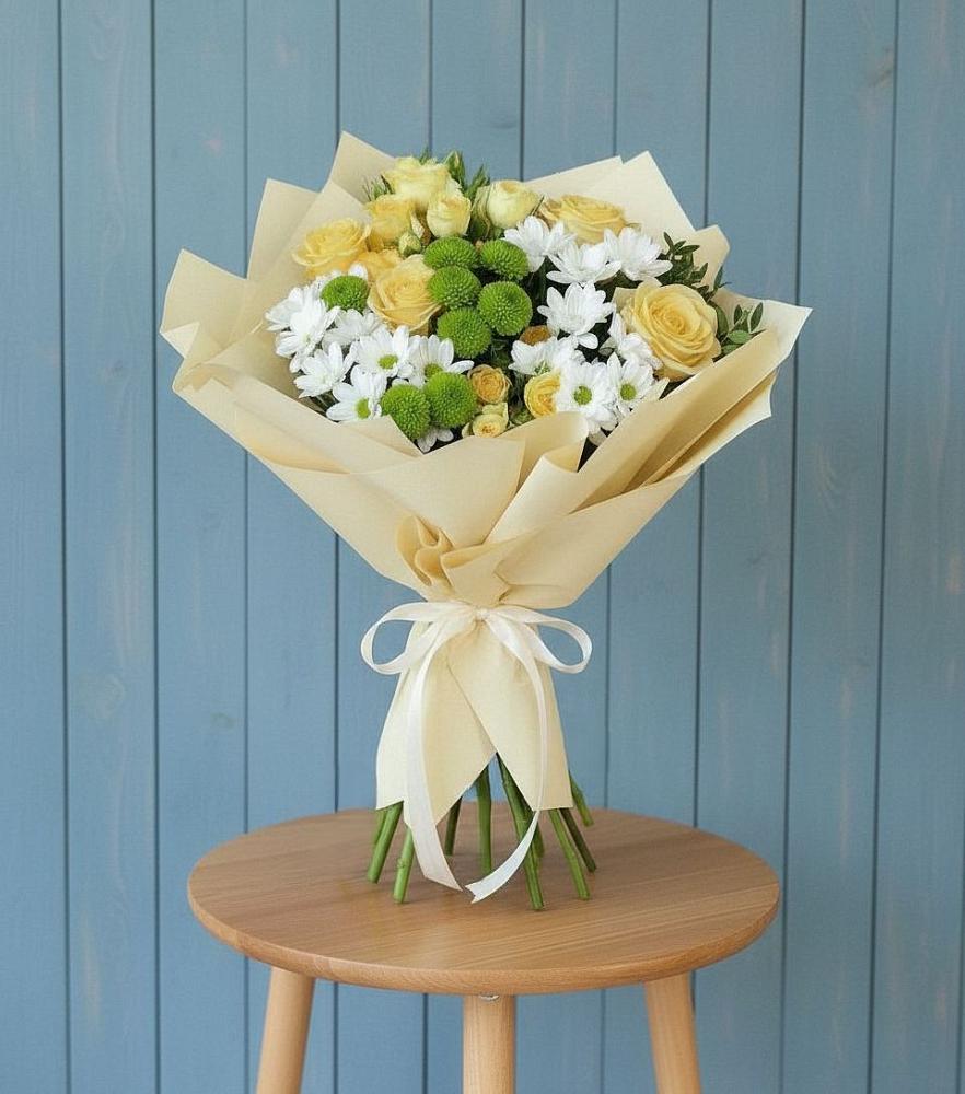 Букет цветов из: Хризантемы и Розы в Прогресс