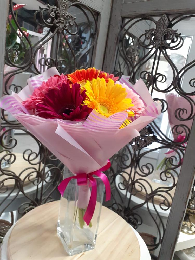 Букет цветов из: Герберы в Прогресс