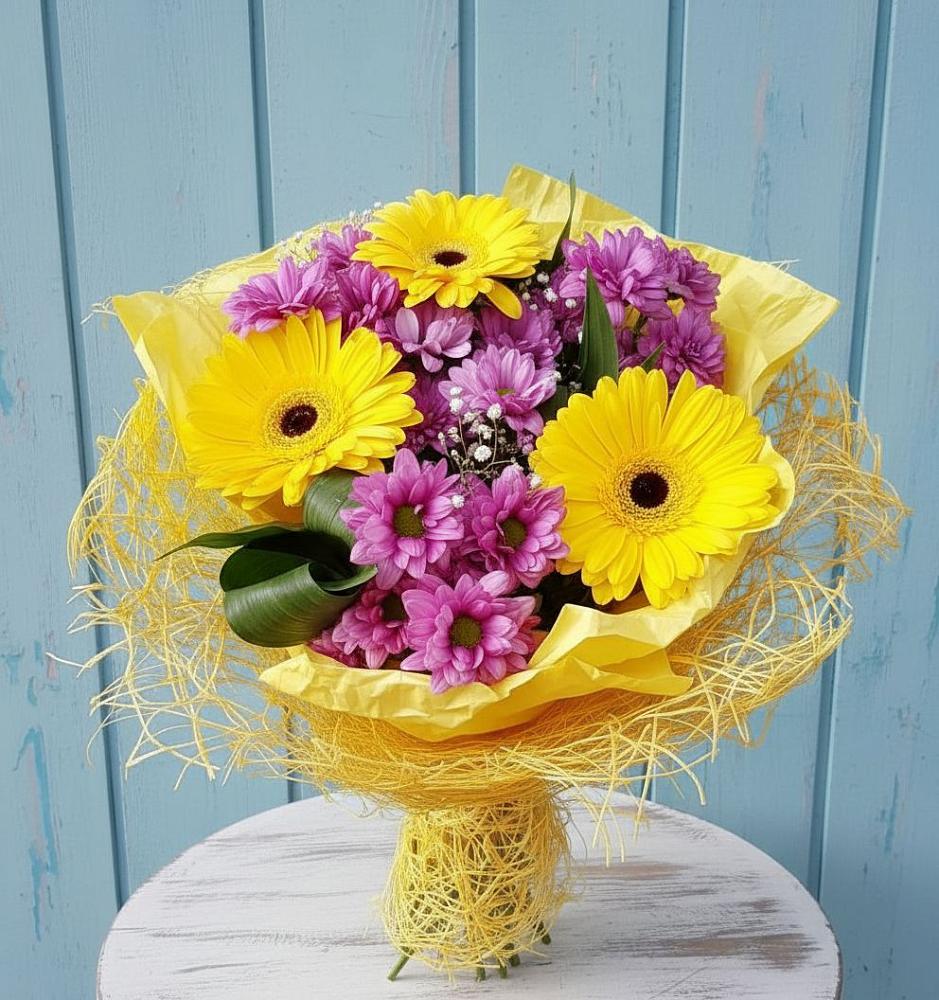 Букет цветов из: Хризантемы и Герберы в Прогресс