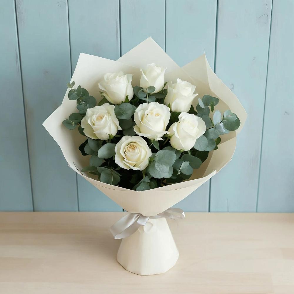 Букет Белые розы в Эвкалипте в Прогресс