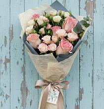 Букет цветов из:  Розы в Прогресс