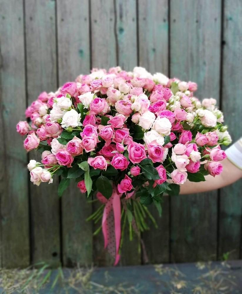 Букет Розовые кустовые розы Натали и Лав Лидия в Прогресс