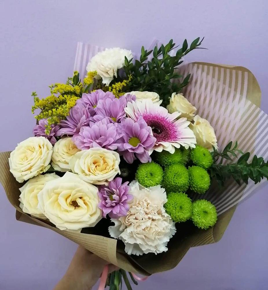 Букет цветов из: Хризантемы, Розы, Гвоздики и Герберы в Прогресс