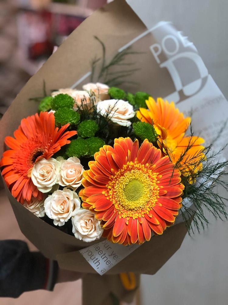 Букет цветов из: Герберы, Хризантемы и Розы в Прогресс