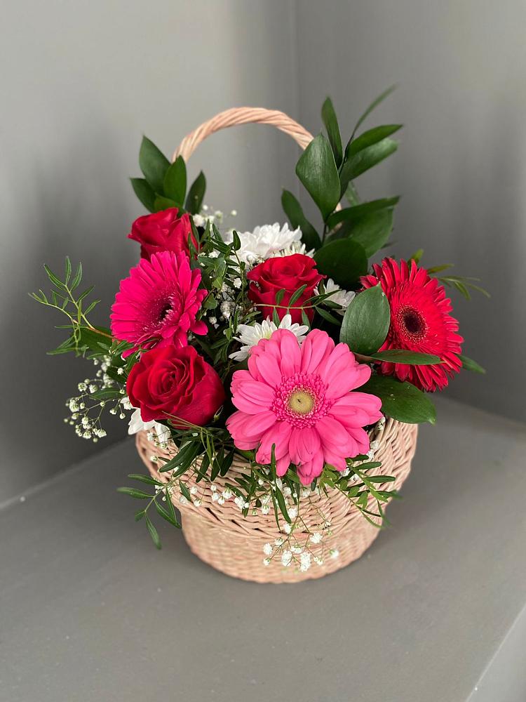 Цветочная композиция из Розы, Хризантемы и Герберы в корзине в Прогресс