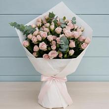 Букет цветов из:  Розы в Прогресс